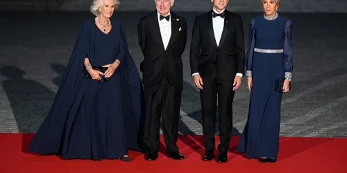 Regle Charles, Emmanuel Macron jpg