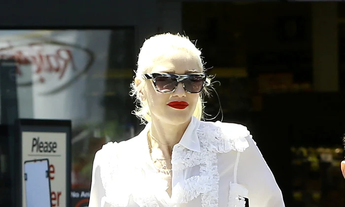 gwen stefani hepta 2891521 jpg jpeg