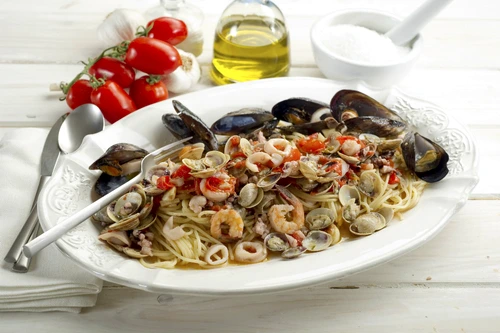 Spaghete cu fructe de mare jpeg