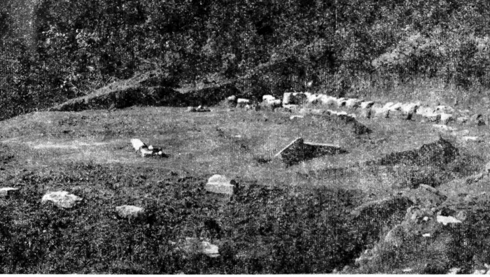 Fetele Albe, în 1972.