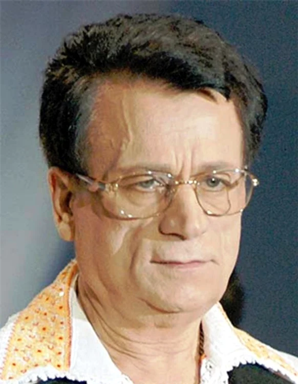 
    Ion Dolănescu a murit acum 12 ani  