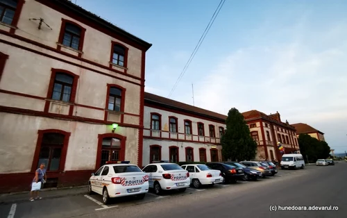 pasarela veche a garii simeria foto daniel guta adevarul iunie 2021