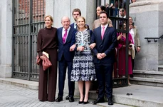 Regele Juan Carlos cu fiicele Infanta Cristina si Infanta Elena si nepotii Juan Valentin Urdangarin, Felipe Juan Froilan si Victoria Federica de Marichalar GettyImages 2143422506 jpg