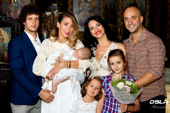 
    Pe micuță o cheamă Hrisa Monica Valentina  