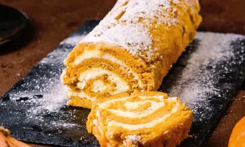 rulada de dovleac cu crema de branza jpg