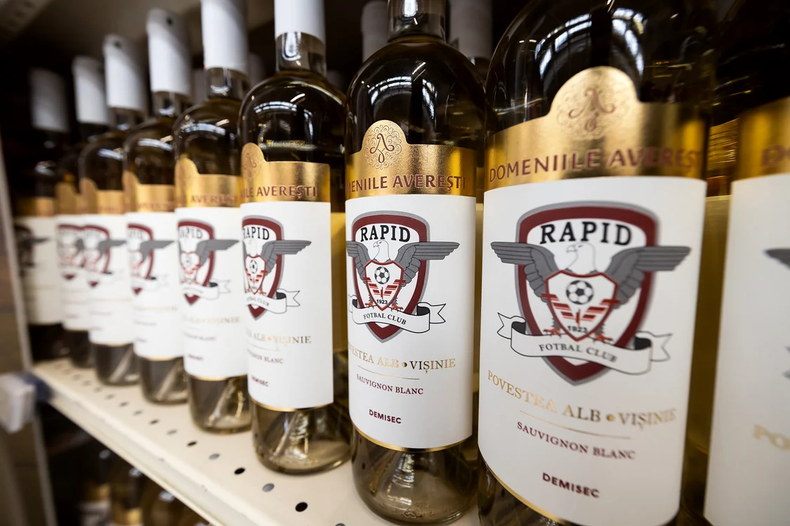 Lansare vin Rapid   Auchan Crangasi (3) jpg