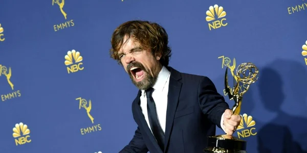 peter dinklage emmy 2018 foto afp
