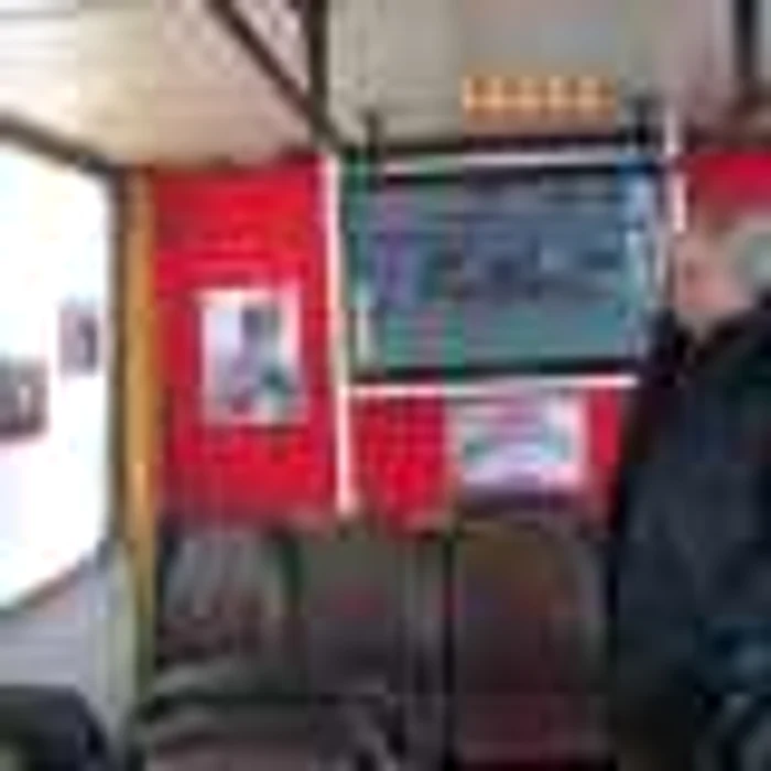 Mircea Moguţ a călătorit cu autobuzul-muzeu.