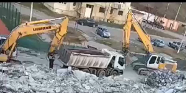demolare blocuri matasari mp4 thumbnail png