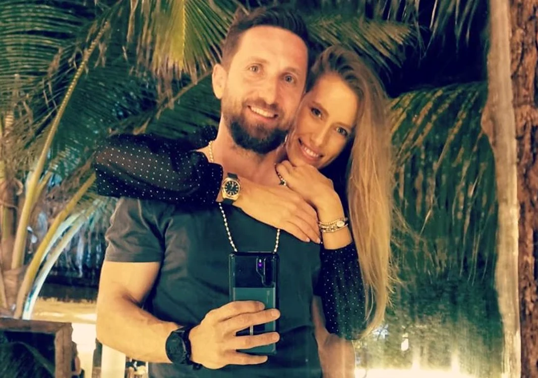 Dani Oțil și iubita lui, Gabriela Prisăcariu, au petrecut o vacanță de vis în MexicFoto: Facebook