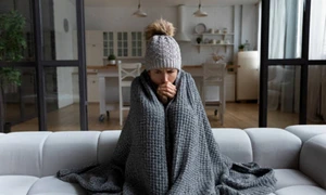 femeie frig istock jpg