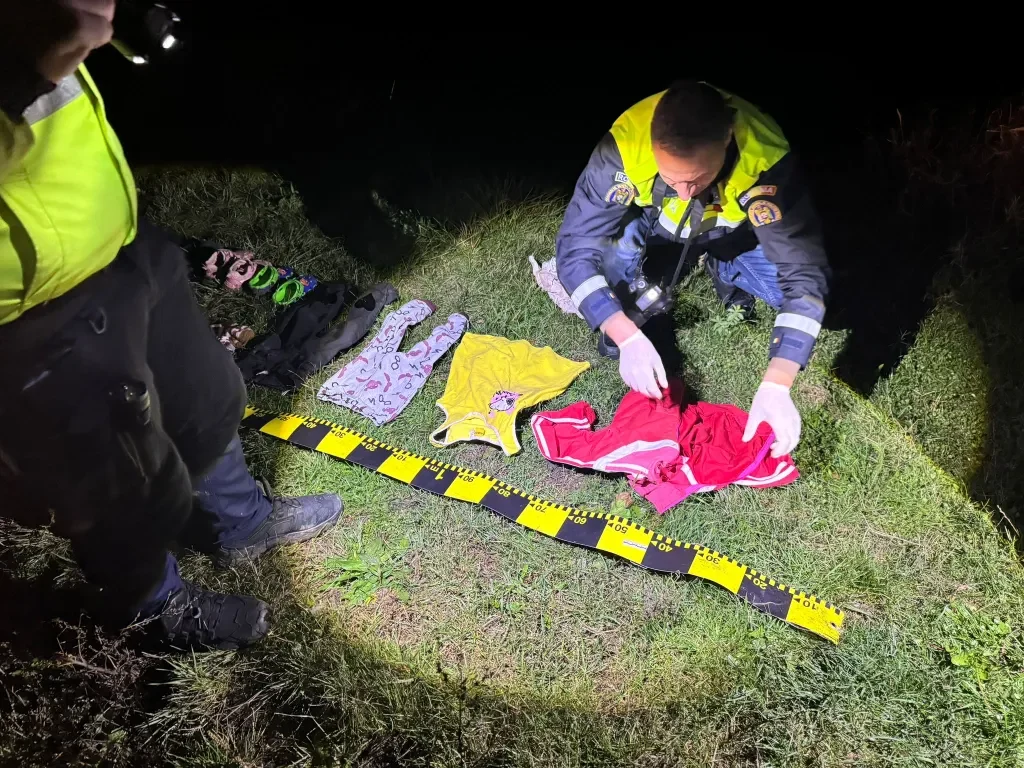 Dezvăluiri cutremurătoare despre cei doi copii găsiți morți într-o baltă, în Vaslui: hainele se aflau pe mal