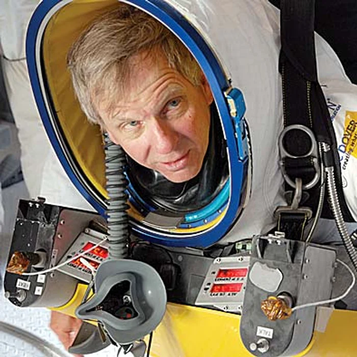 După 15 minute de zbor, a revenit la sol