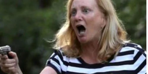 PatriciaMcCloskey  Foto Twitter/ Jessie NYK