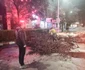 Zeci de arbori au fost rupți de vânt, la Târgoviște și mai multe străzi inundate  FOTO Cristian Stan jpg