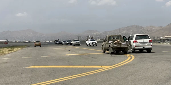 Talibanii sărbătoresc retragerea trupelor americane din Afganistan - 31 aug 2021 / FOTO EPA-EFE