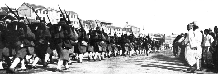Trupele japoneze în Seoul FOTO wikipedia