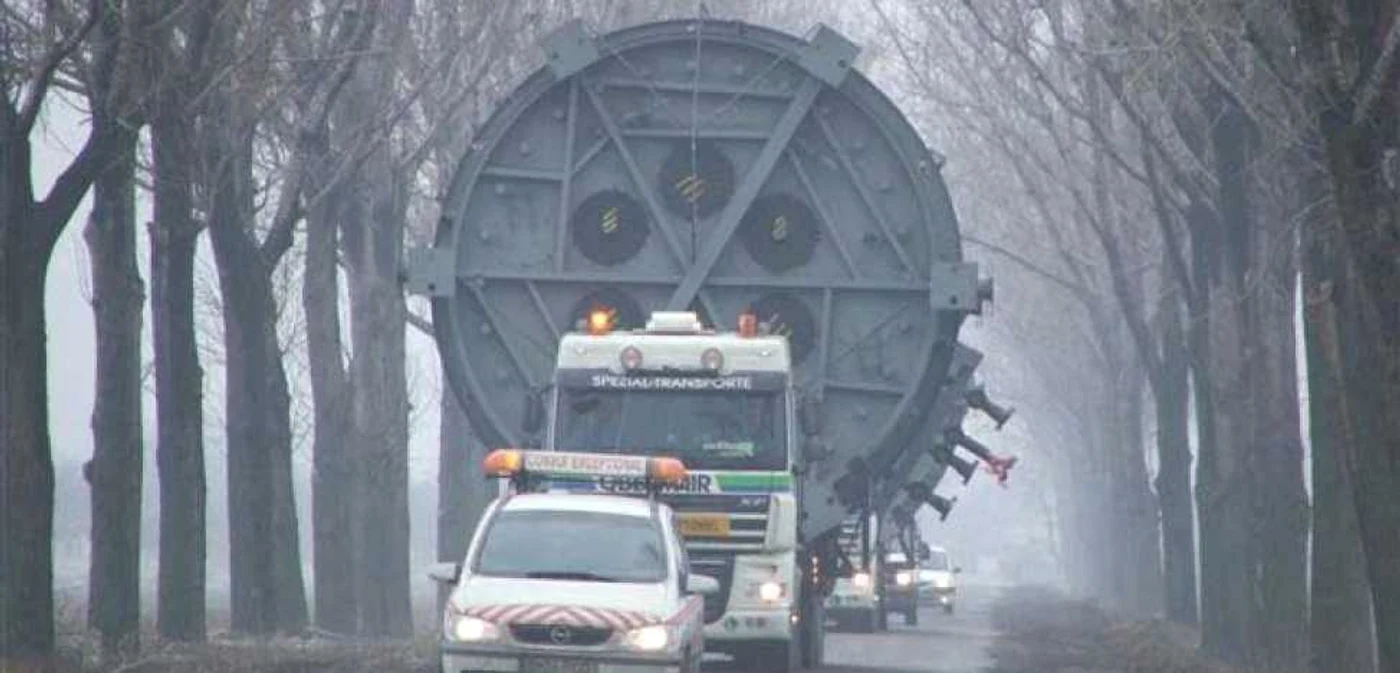 Transportul va îngreuna traficul FOTO Adevărul