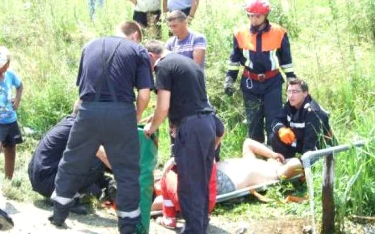 În urma accidentului, șoferul vinovat a suferit răni grave