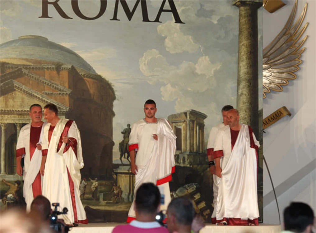 "Senatorii trădători" au fost patronii de localuri din Mamaia