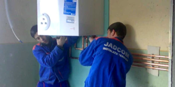 Bacău: Băcăuanii vor să fugă din captivitatea CET