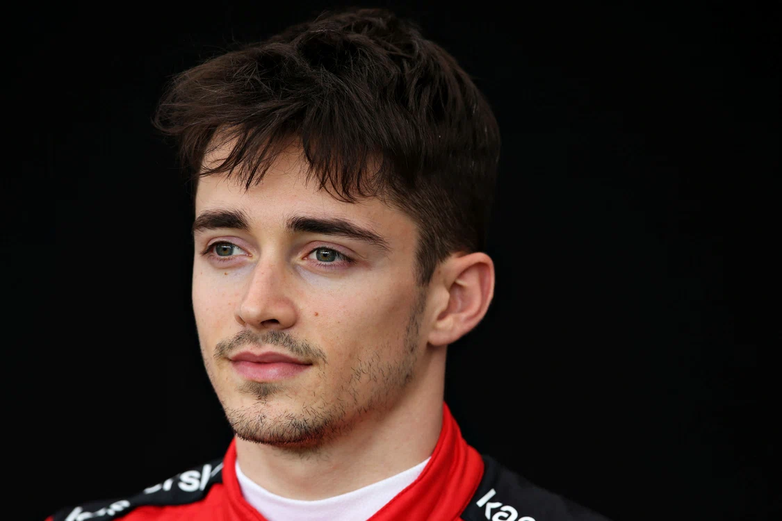 
    Charles Leclerc a strâns peste 71.000 de euro printr-o competiție virtualăFoto: Guliver / GettyImages  