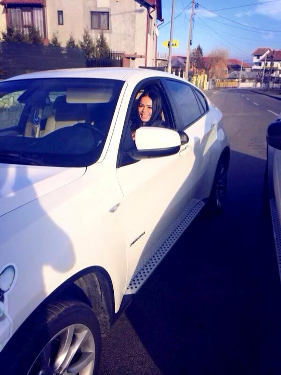 Leo de la Strehaia s-a despartit de Renata