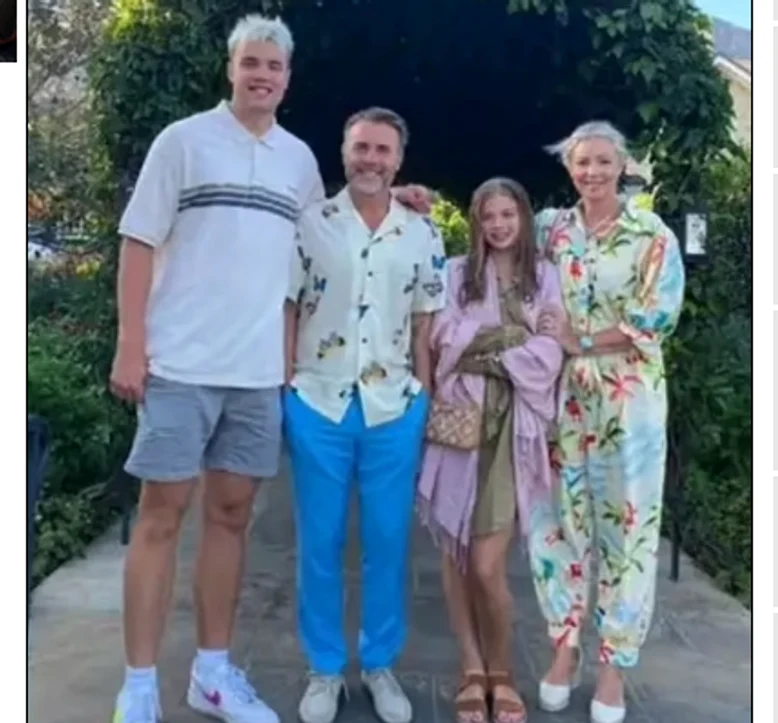 Gary Barlow, depășit în înălțime de fiul său. FOTO Instagram. Sursă  Daily Mail