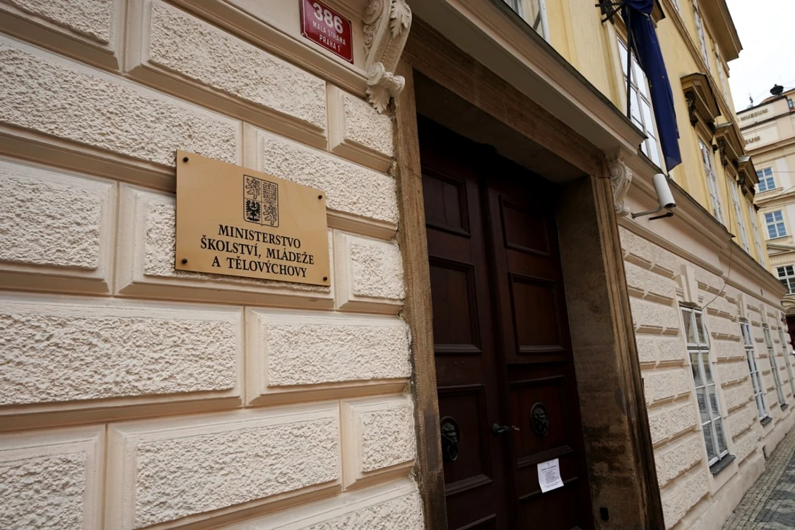 Ministerul Educaţiei FOTO Shutterstock