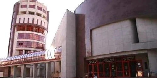 Bacău: Expoziții de carte și documente la Biblioteca Județeană