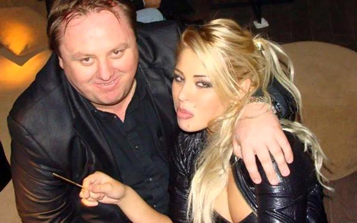 Radu Groza o aşteaptă pe Roxana să se întoarcă la el Foto: Click!