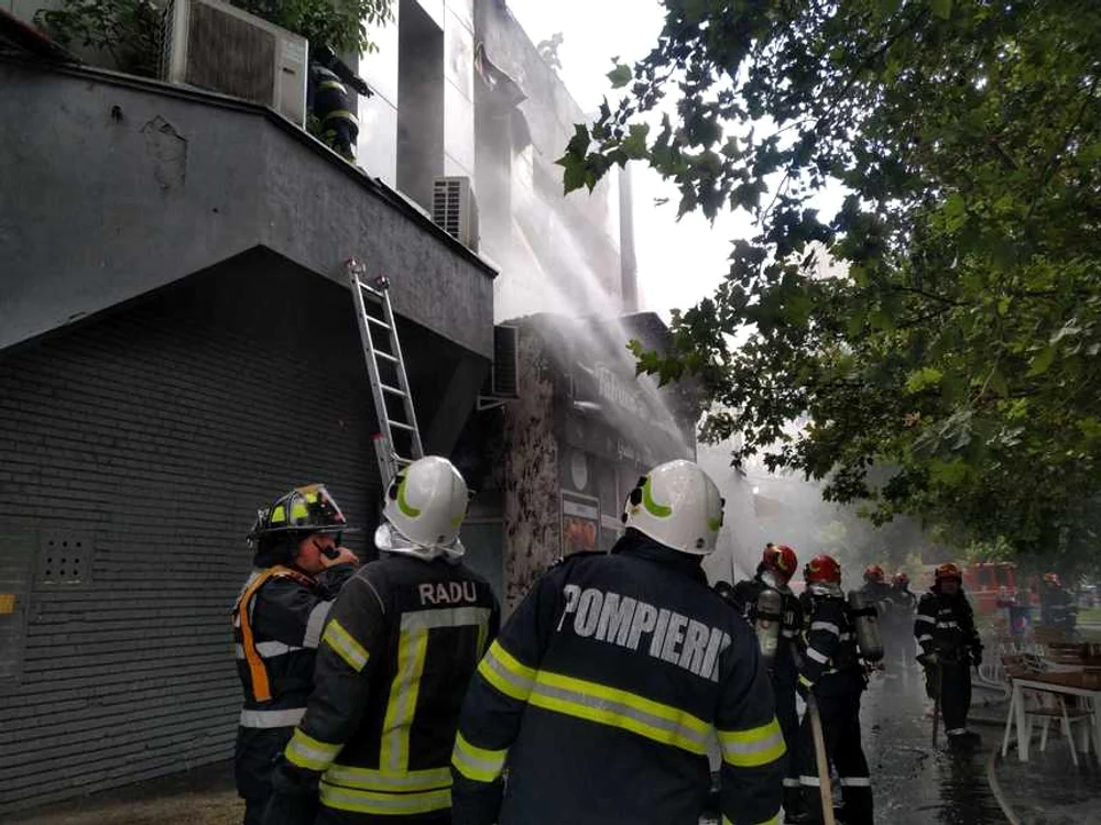 
    Din fericire, nu sunt victimeFOTO: ISU Bucureşti-Ilfov  