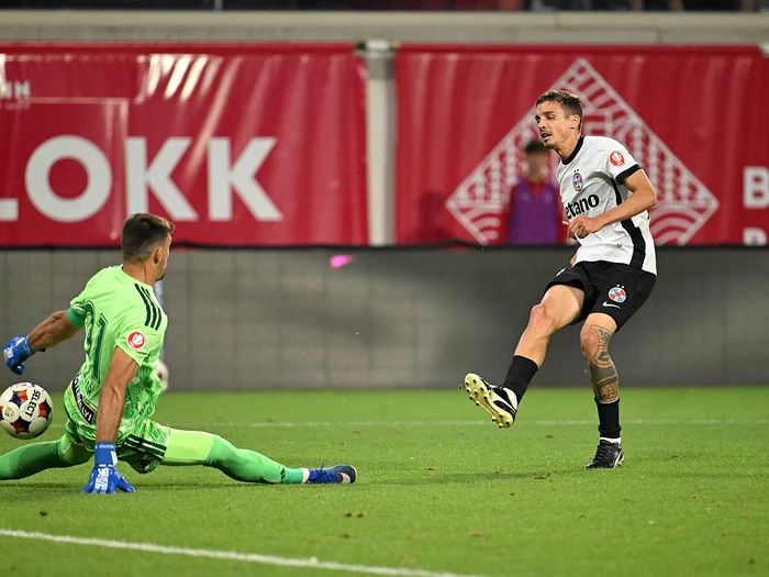 Cisotti a ratat o mare ocazie de gol în prima parte a meciului (Foto: sportpictures)