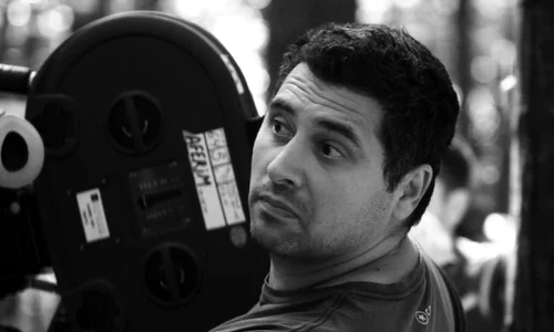 Radu Jude realizează un documentar dedicat colecției Costică Acsinte jpeg