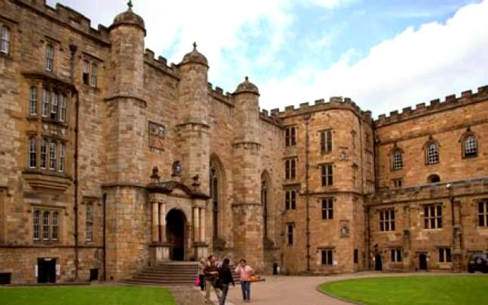 „Durham University‟ din Marea Britanie