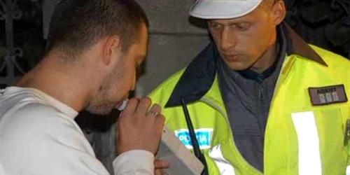 NEAMŢ: Şoferi găsiţi beţi la volan