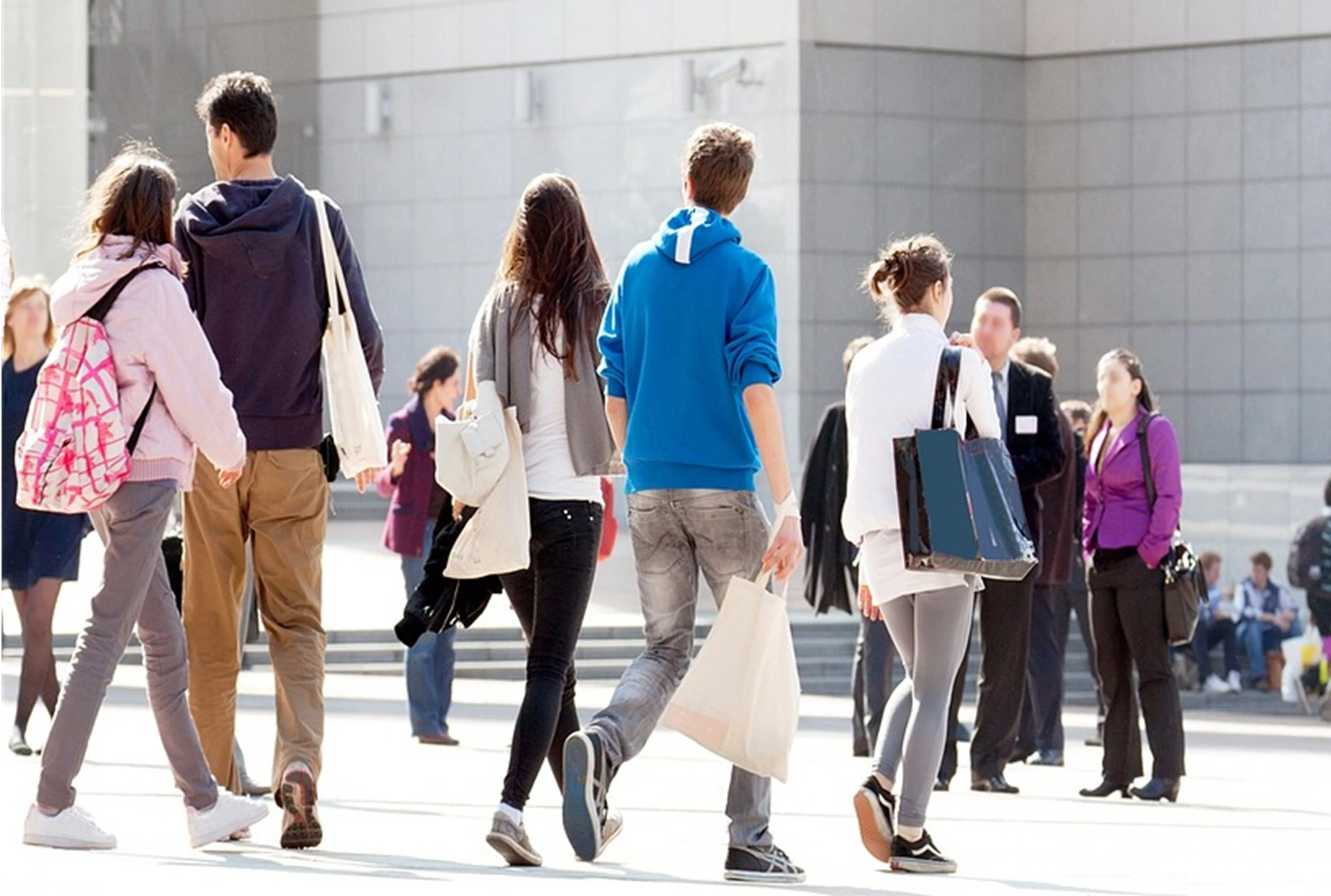 Să nu mai disperăm, generația Z sosește!