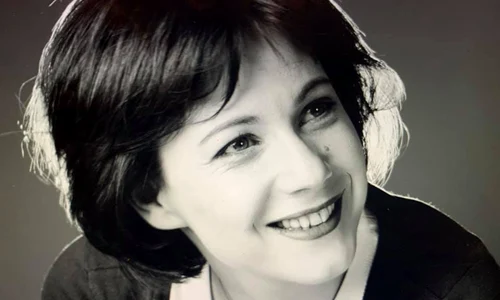 1 mirela oprisor aspirina din las fierbinti 3 jpg jpeg