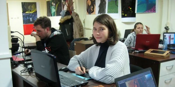 mara nicola tofan pictorita Galati 1