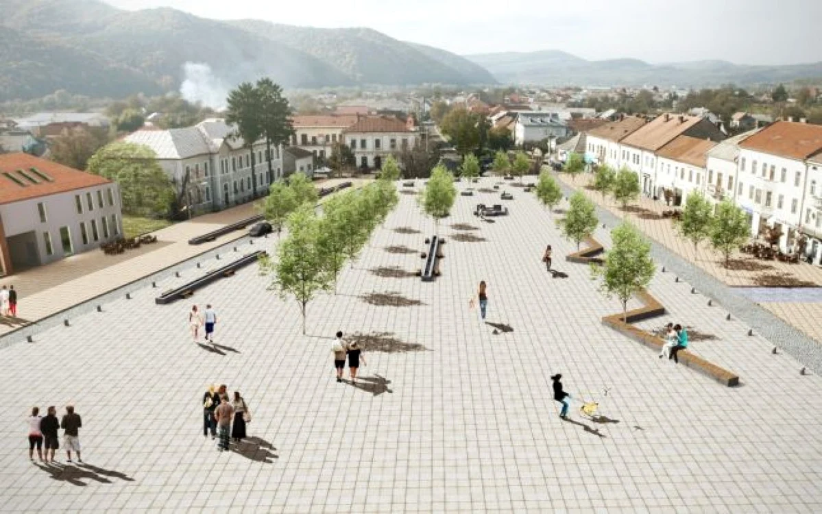 Iustin Nechiti propune ca centrul Năsăudului să se transforme într-o stradă pietonală FOTO Iustin Nechiti