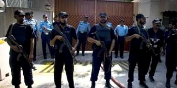 VIDEO Atacul la biroul ONU din Islamabad, revendicat de talibanii pakistanezi