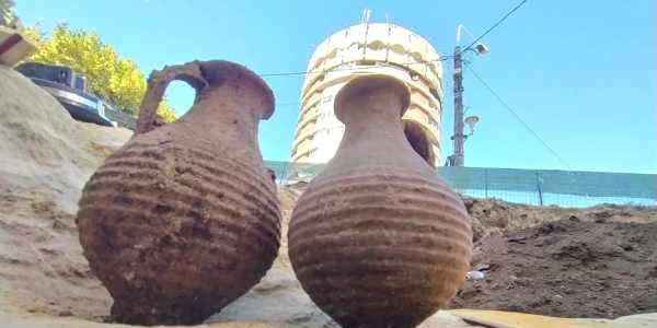 Morminte antice descoperite în centrul Constanţei Colecţie Octavian Mitroi