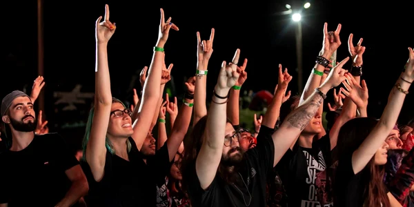 spectatori stonebird festival rock corbi