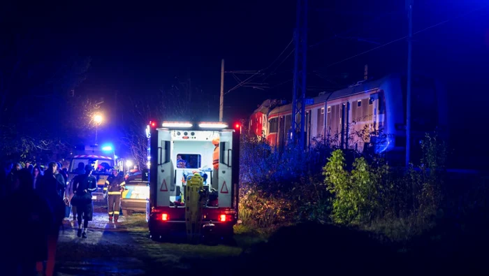 Două trenuri s-au ciocnit în Slovacia. Sunt zeci de răniți 