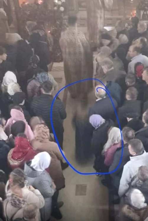 O imagine ciudata cu presupusa umbra a Sf Nectarie (4) jfif