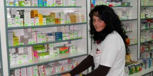Farmaciile din Bistriţa nu asigură garda decât până la miezul nopţii