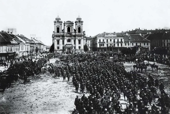 Intrarea Armatei Române în Timișoara (foto: Muzeul Național al Banatului) 