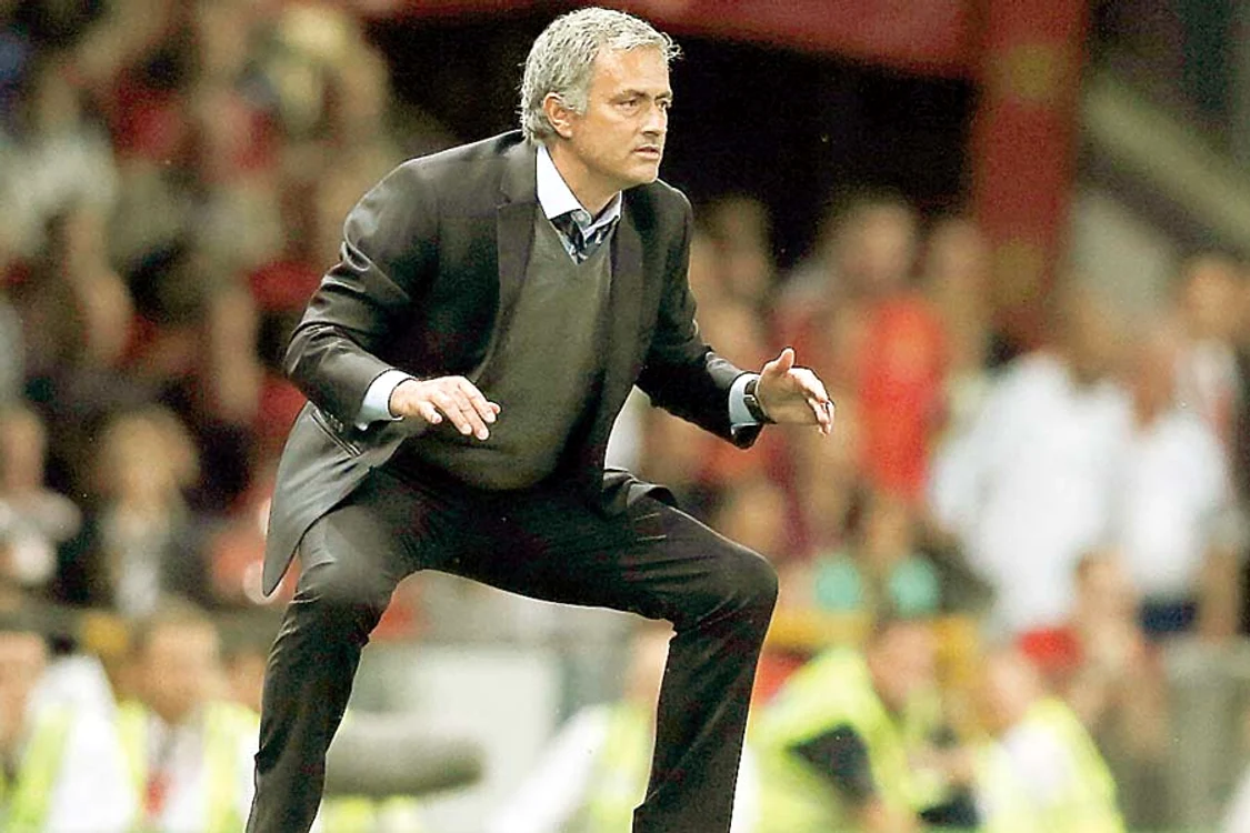 Mourinho îşi joacă la Bucureşti ultima carte
