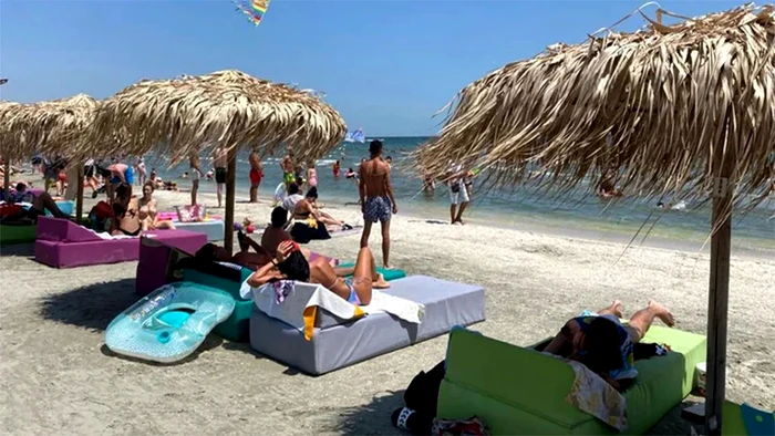 A fost un sezon bun pentru hotelierii de la mare în această vară. FOTO: Adevarul.ro