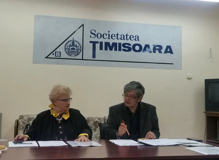 Brândușa Armanca și Florian Mihalcea la sediul Societății Timișoara FOTO Ștefan Both